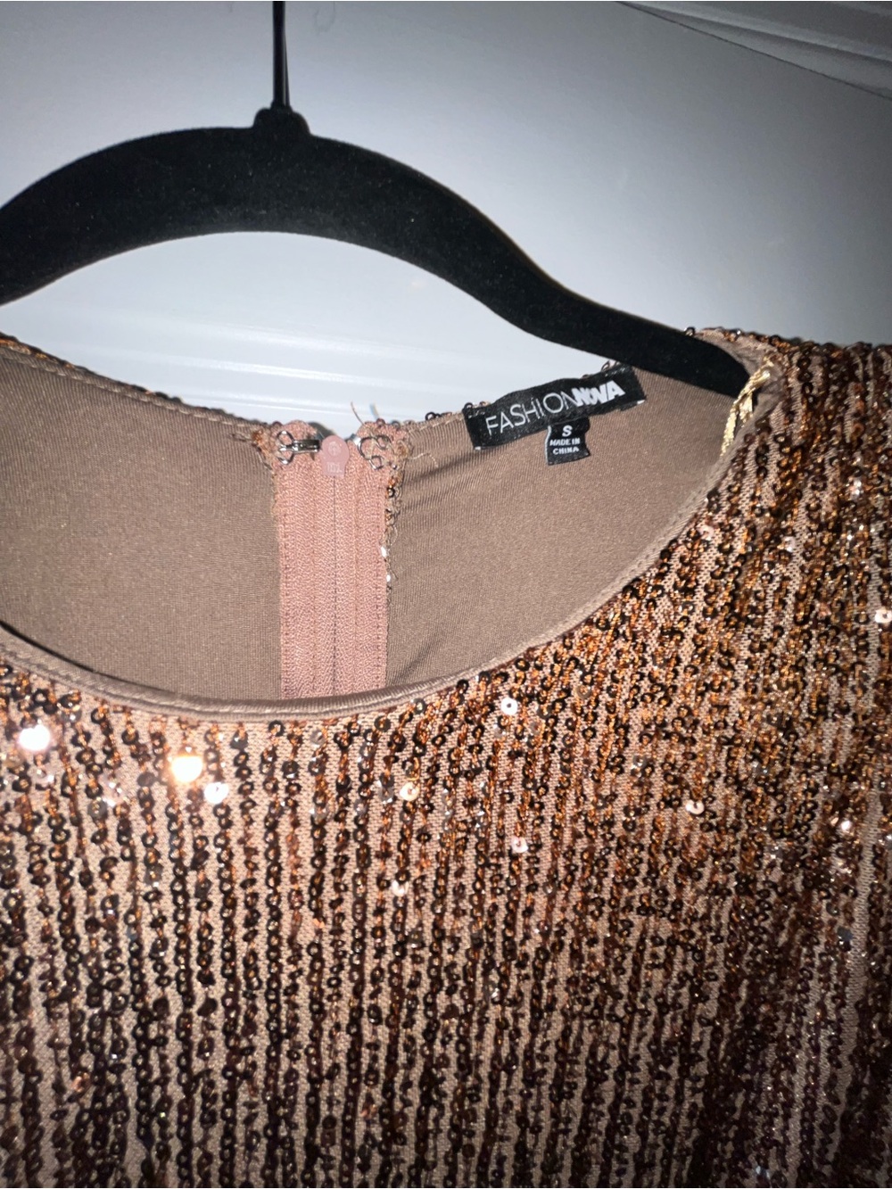 Fashion Nova Sparkly Bronze Sequin Women’s Night Out Skinny Leg Jumpsuit - Picture 4 of 12